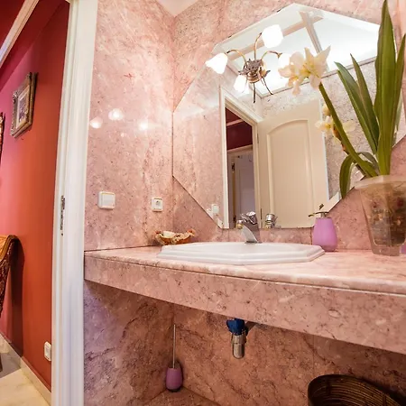 Homeholidaysrentals Harmony Villa