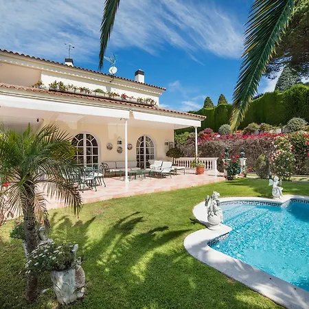 Villa Homeholidaysrentals Harmony Cabrils