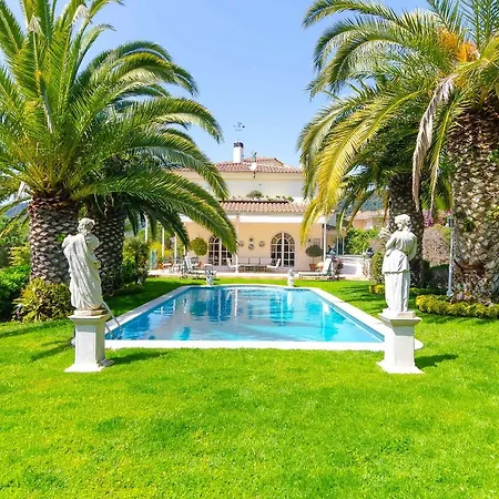 Villa Homeholidaysrentals Harmony *