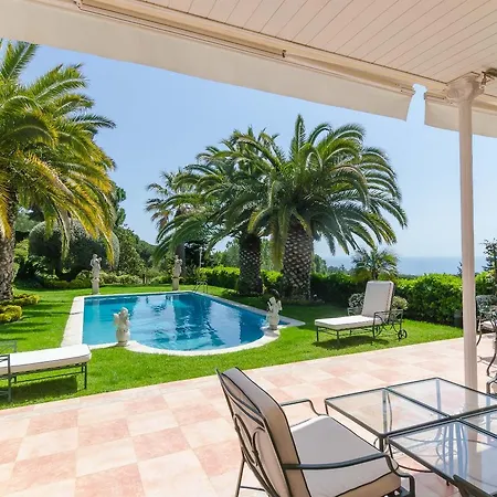 Homeholidaysrentals Harmony Villa